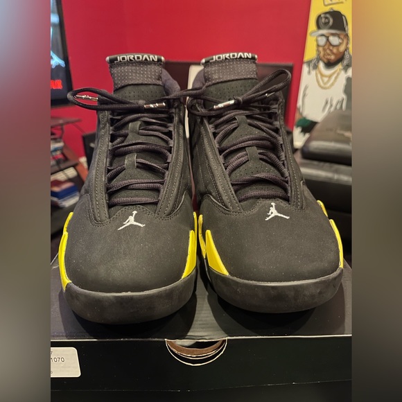 2017 retro Jordan 14 thunder - Picture 6 of 10